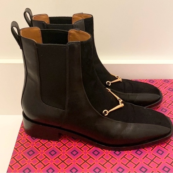 Tory Burch Black Equestrian Link Chelsea boots - Picture 6 of 9